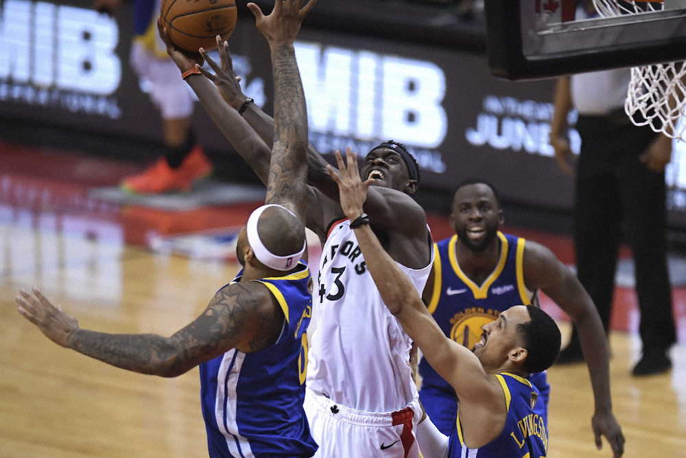 【画像・写真】亡き父に捧ぐファイナル1勝　ラプターズのシアカムが大活躍　カナダとともにカメルーンも熱狂