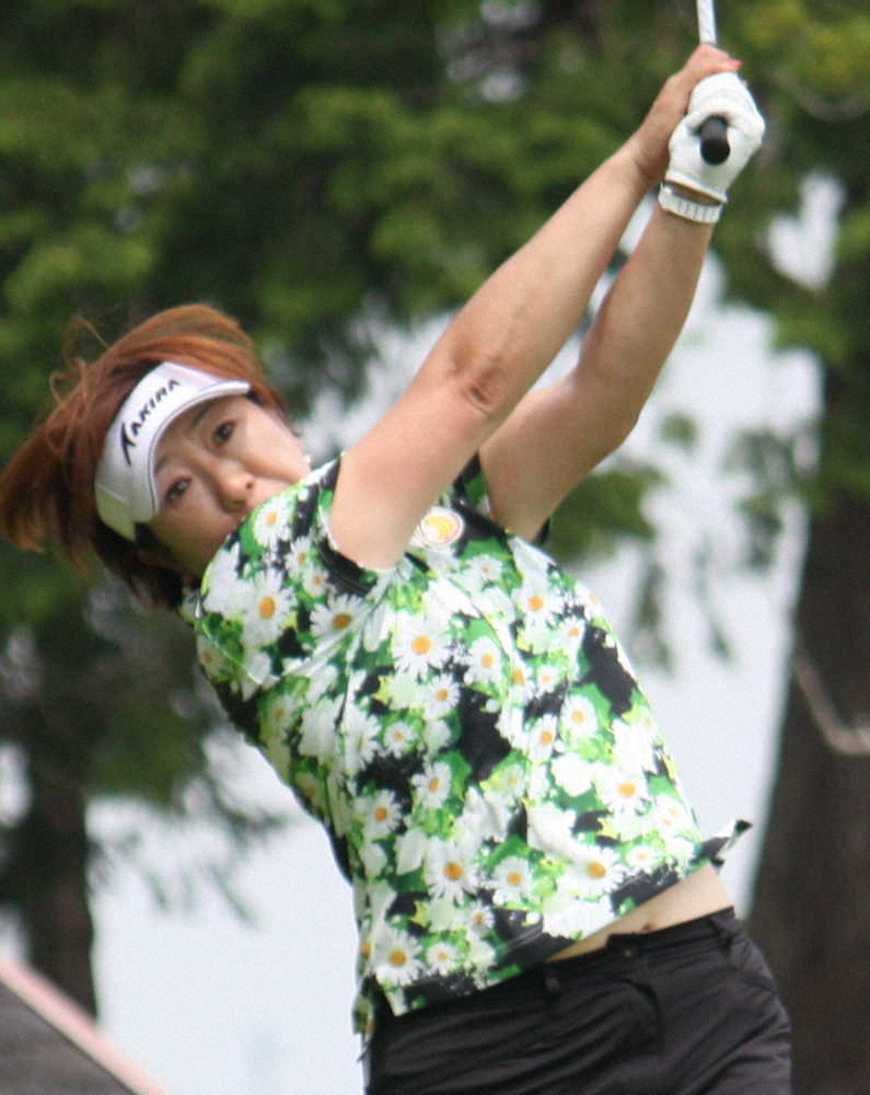 【画像・写真】福嶋晃子　シニアデビュー戦は18位　斉藤裕子がツアー2勝目