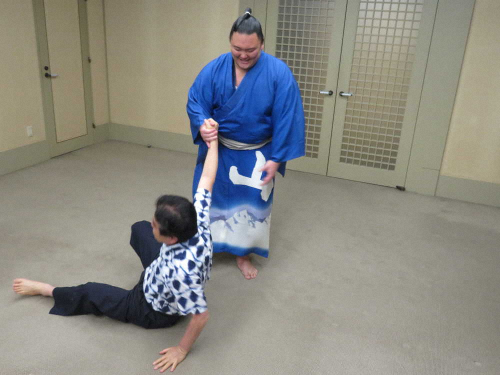 【画像・写真】朝乃山、初Vの重み実感　愛知県知事＆名古屋市長を表敬訪問