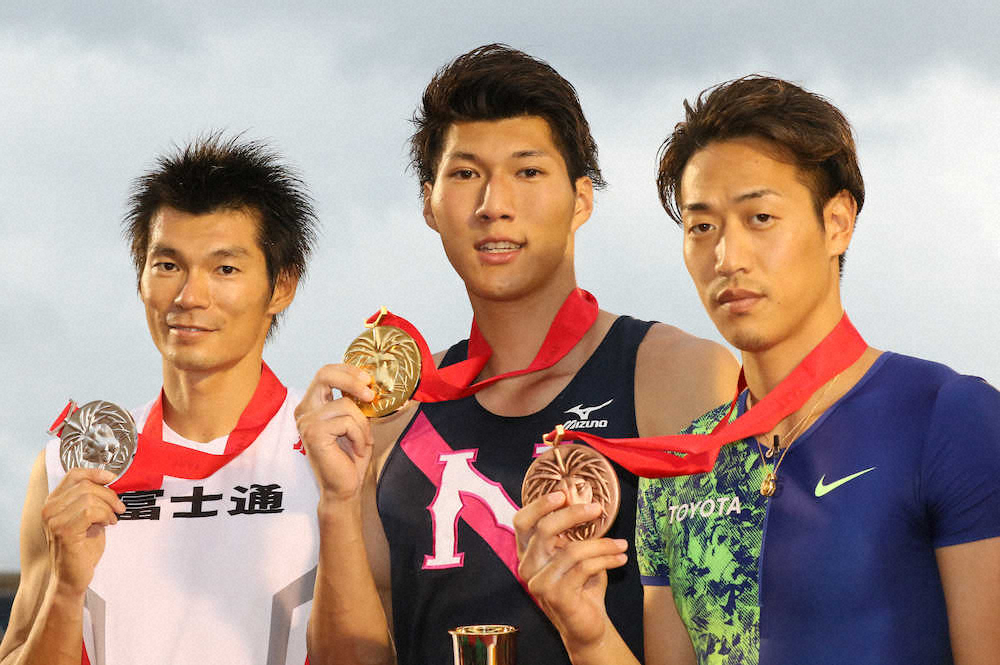 【画像・写真】男子棒高跳び江島　涙の初優勝!沢野との師弟対決制す