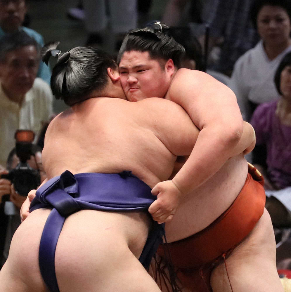 【画像・写真】白鵬　前場所優勝の朝乃山下し2連勝　大関陣は豪栄道、栃ノ心に土