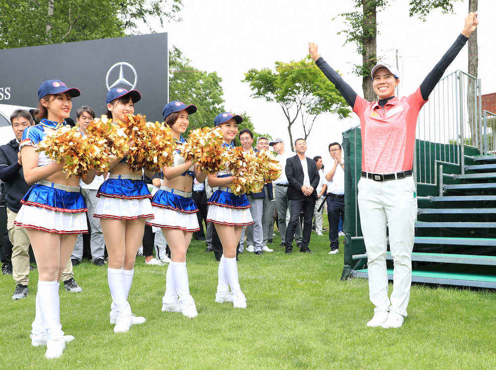 【画像・写真】タイ出身19歳ランクン逆転初V「夢かなった」、通算16勝目