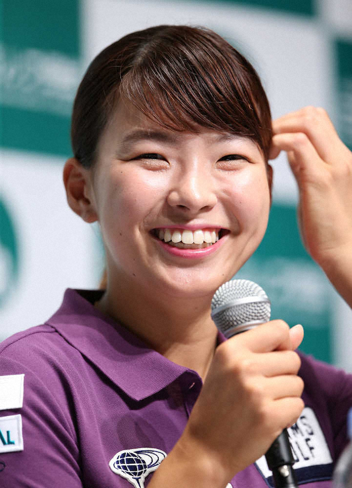 【画像・写真】渋野　日本記者クラブでイチロー超え最年少会見　EXILE佐藤からのメッセージに「優勝よりうれしい」