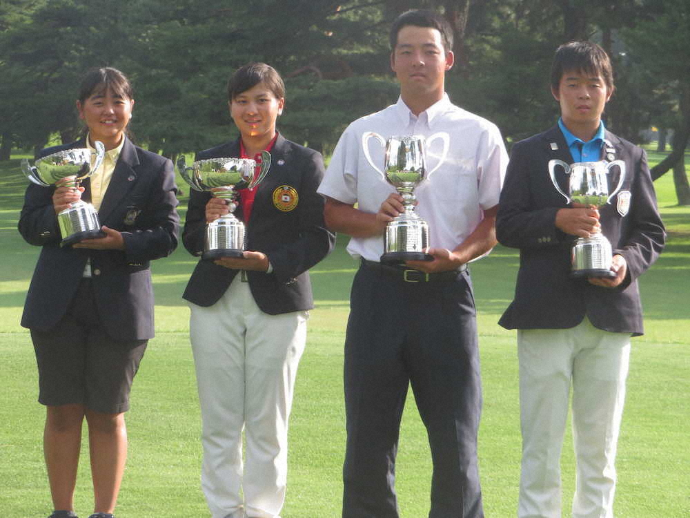 【画像・写真】梶谷　女子15～17歳の部　雪辱V　日本Jrゴルフ選手権