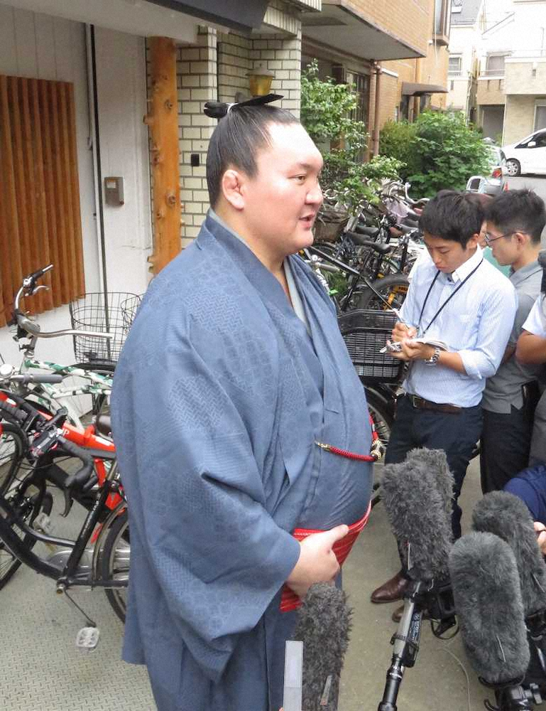 【画像・写真】日本国籍取得について語る白鵬