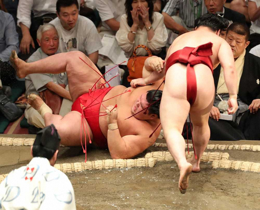 【画像・写真】炎鵬「幸せです」宮城野部屋3人で初めて横綱土俵入り