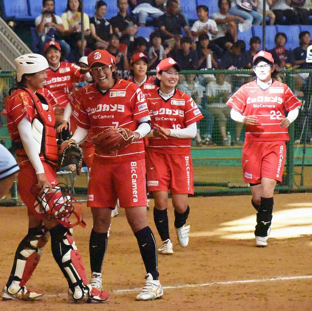 【画像・写真】ソフト上野　7度目のノーヒッター達成、4月顔面骨折から完全復活「いい緊張感で投げられた」