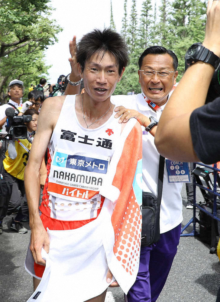 【画像・写真】中村匠吾“4強食い”東京五輪代表　一発勝負MGCで優勝「暑さ感じなかった」本番もイケる!