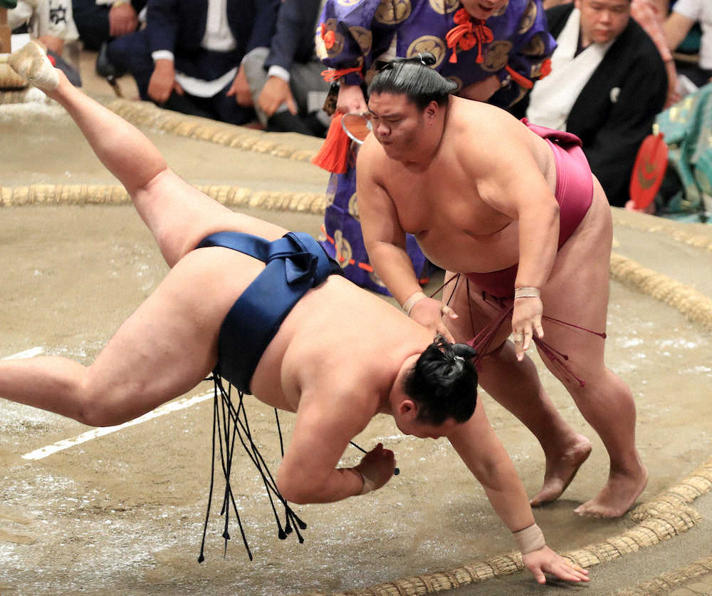 【画像・写真】【玉ノ井親方　視点】御嶽海、大関陣との対戦へ出足確認必須