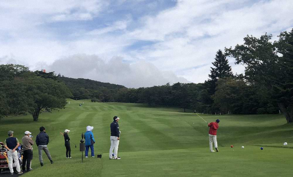 【画像・写真】矢野嘉夫さん、小川夕月さんが優勝　「スポニチゴルフサーキット」9月大会