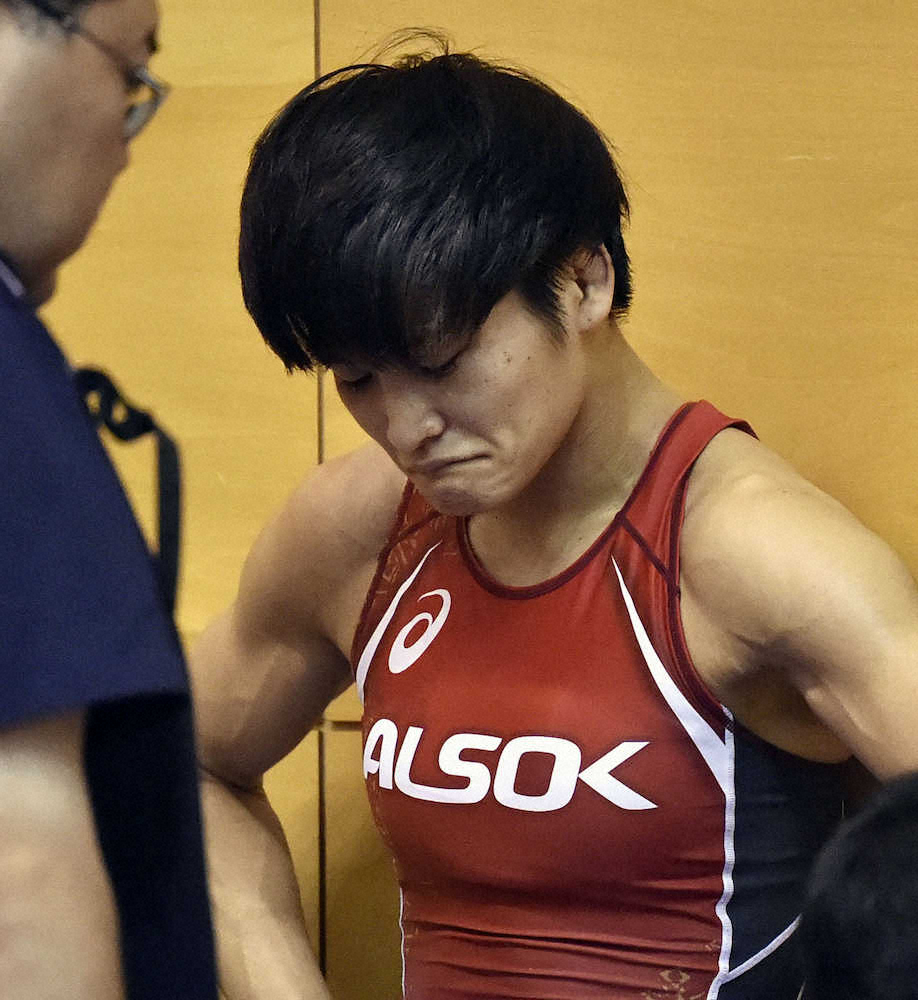 【画像・写真】伊調、五輪V5の夢消滅…引退か、指導者に転身の可能性