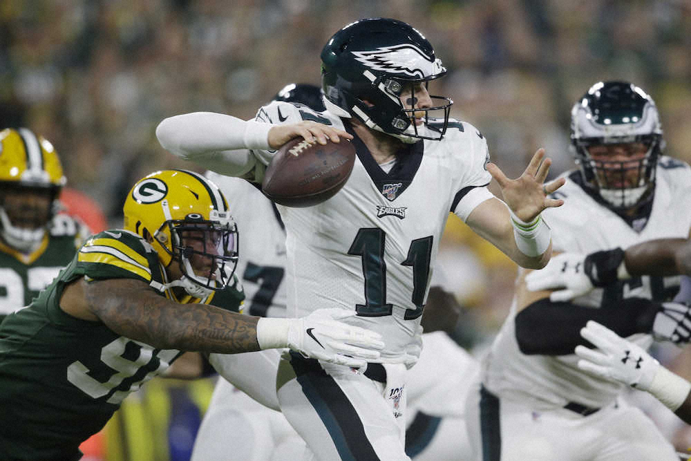 【画像・写真】イーグルスが敵地で快勝　QBウェンツ3TD　パッカーズは4戦目で初黒星