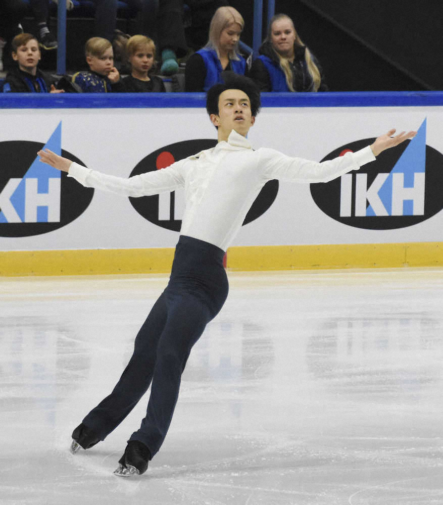 【画像・写真】山本草太SP首位！4回転2種で自己ベスト　宇野は2位