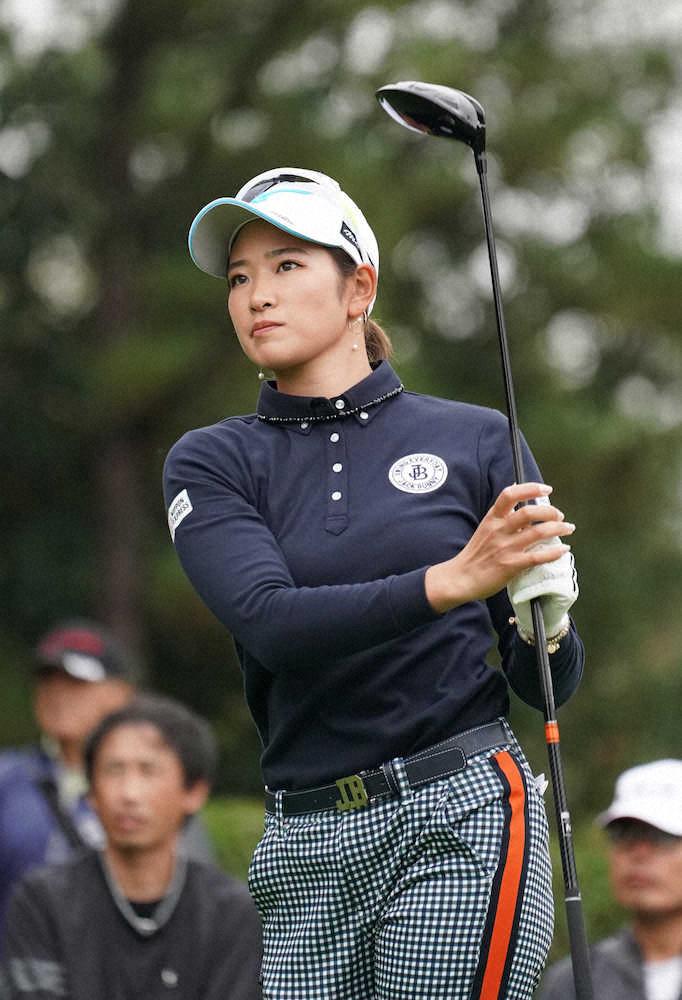 【画像・写真】英莉花　69も予選突破絶望的…悔し涙を我慢「意味のある一日でした」