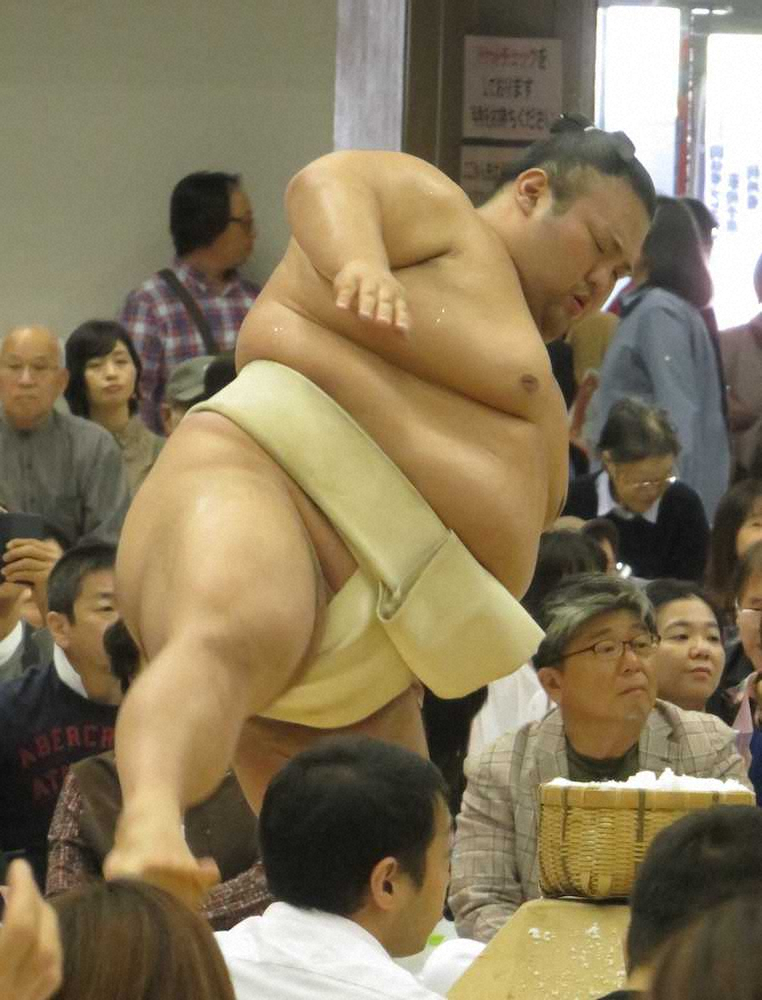 【画像・写真】貴景勝　九州場所へ手応え　左大胸筋「良くなっている」　秋巡業全日程終了