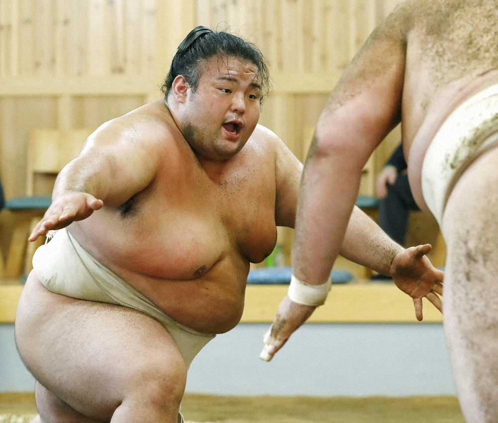 【画像・写真】荒磯親方、九州場所を展望　注目の力士は御嶽海と貴景勝だ！