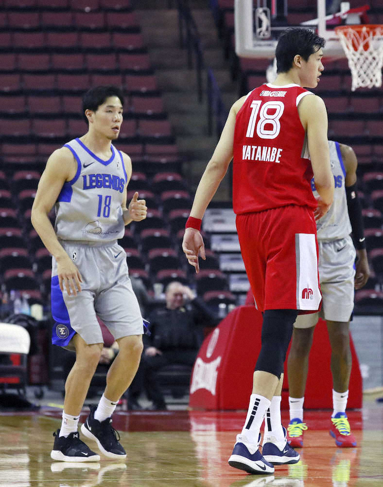 【画像・写真】渡辺VS馬場…NBA下部Gリーグ初日本人対決は渡辺に軍配「また2人で頑張っていけたら」