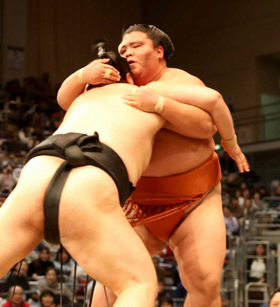 【画像・写真】御嶽海　3敗　大関昇進崖っぷち「自分の相撲を取るしかない」