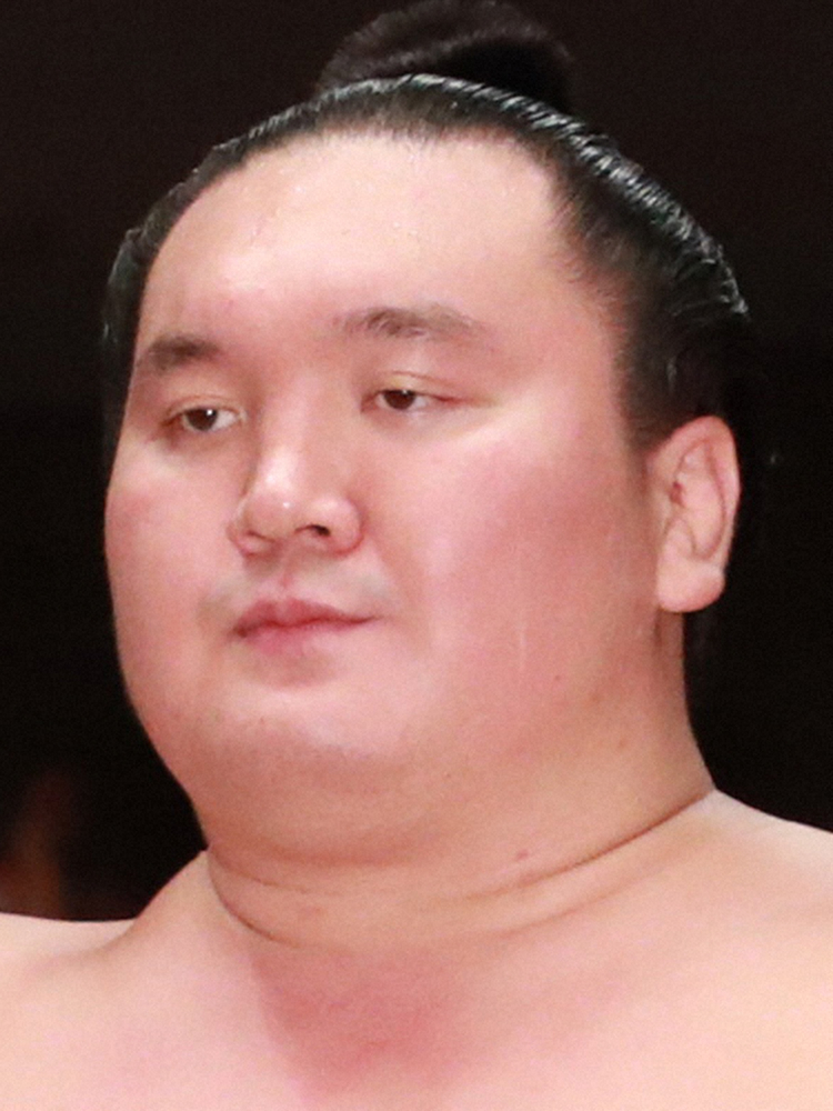 【画像・写真】白鵬が1敗守り単独トップ　7人いた1敗力士は6人が敗れる珍事　カド番・高安は4敗目