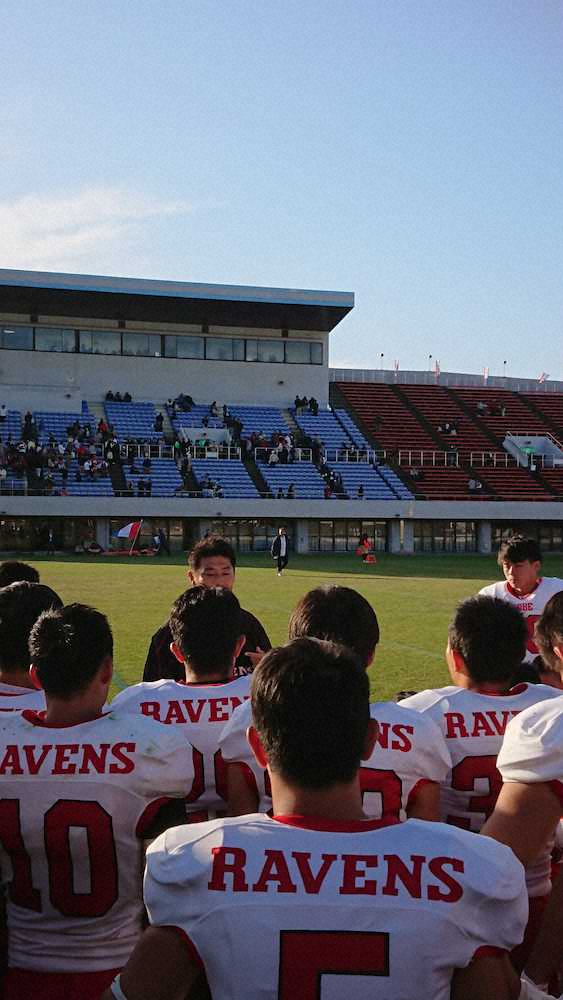 関学大と対戦する準決勝に進み、選手を鼓舞する神大・矢野川源ヘッドコーチ