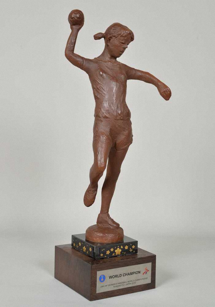 【画像・写真】日本代表・原主将、目標聞かれ即答「一番いい色のメダル」　女子ハンド世界選手権　30日に熊本で開幕