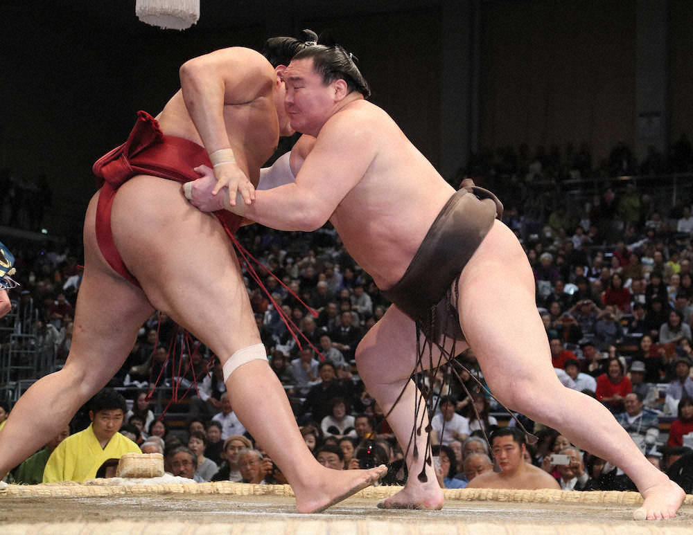 【画像・写真】白鵬　43度目賜杯王手!館内に“阿炎コール”も「当然と言えば当然」