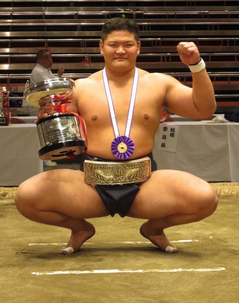 【画像・写真】近大・谷岡、初のアマ横綱！同大18年ぶり快挙もプロには進まず