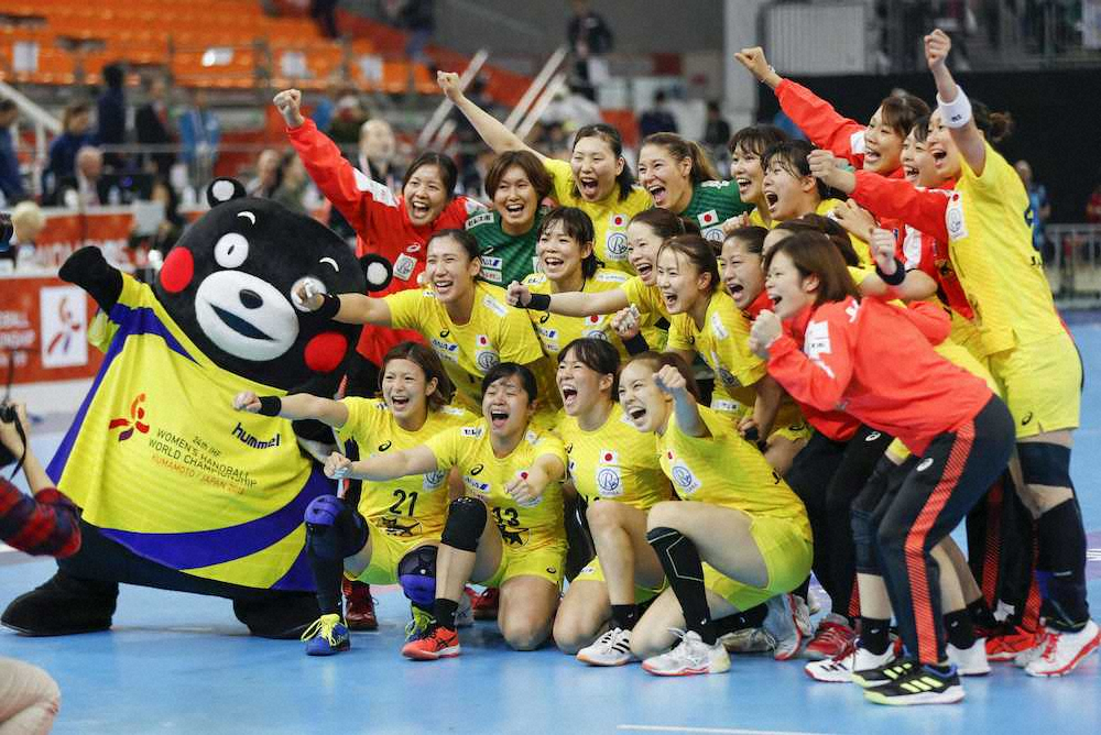 【画像・写真】ハンドボール女子　日本がルーマニアに快勝　初白星10位で終戦