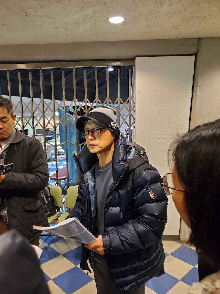 【画像・写真】栄和人氏　至学館大の監督に復帰　昨年6月以来の公の場で「集中して頑張りたい」