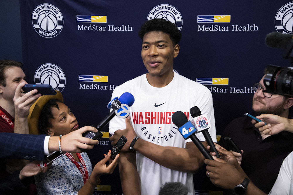 【画像・写真】挫折から栄光へ　NBAウィザーズの八村が歩んだこの1年