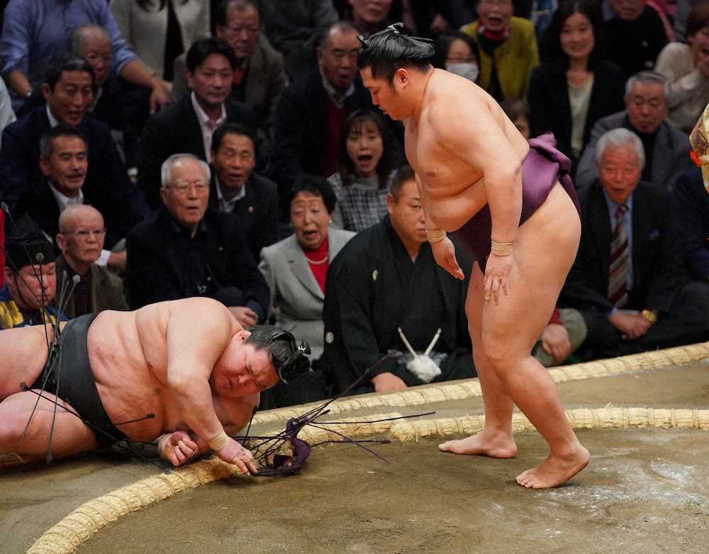 【画像・写真】遠藤　豪栄道破ってまた殊勲　次戦VS貴景勝、勝てば横綱・大関総なめ