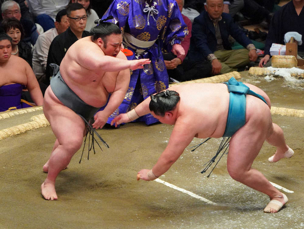 【画像・写真】貴景勝3連勝　両横綱不在の中「しっかり勝てば責任を果たせる」