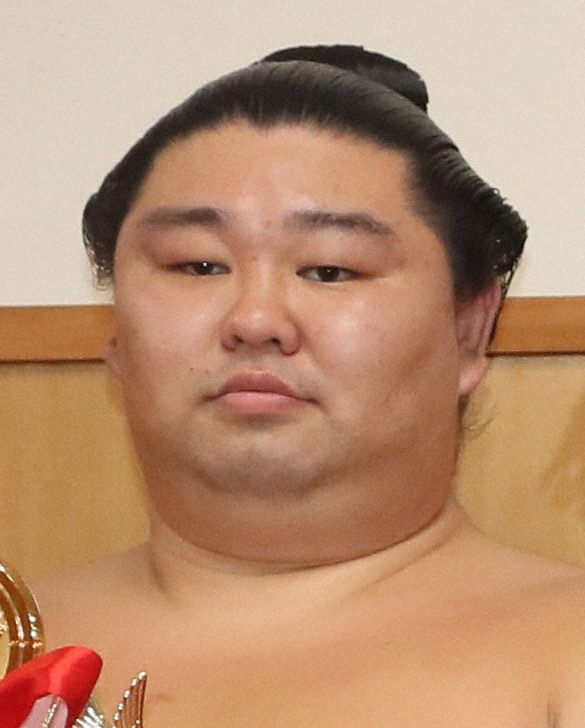 【画像・写真】正代が大関・貴景勝撃破！1敗対決制し首位キープ　1敗は徳勝龍と平幕2人に