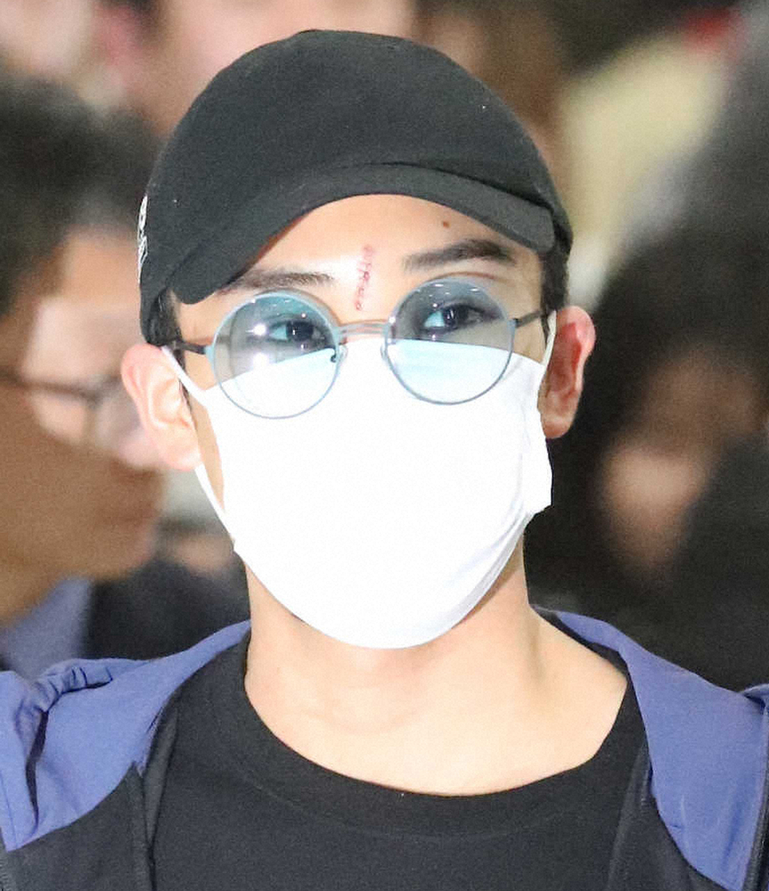 桃田 放心状態で 僕は大丈夫ですか バドミントンできますか コーチが事故直後の様子明かす スポニチ Sponichi Annex スポーツ
