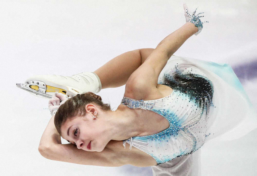 【画像・写真】コストルナヤ圧巻演技首位　“初出場優勝”狙うロシア勢が上位独占