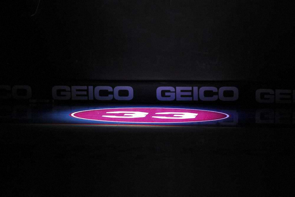 【画像・写真】故ブライアント氏の故郷フィラデルフィアも涙　76ersが同じ背番号で追悼