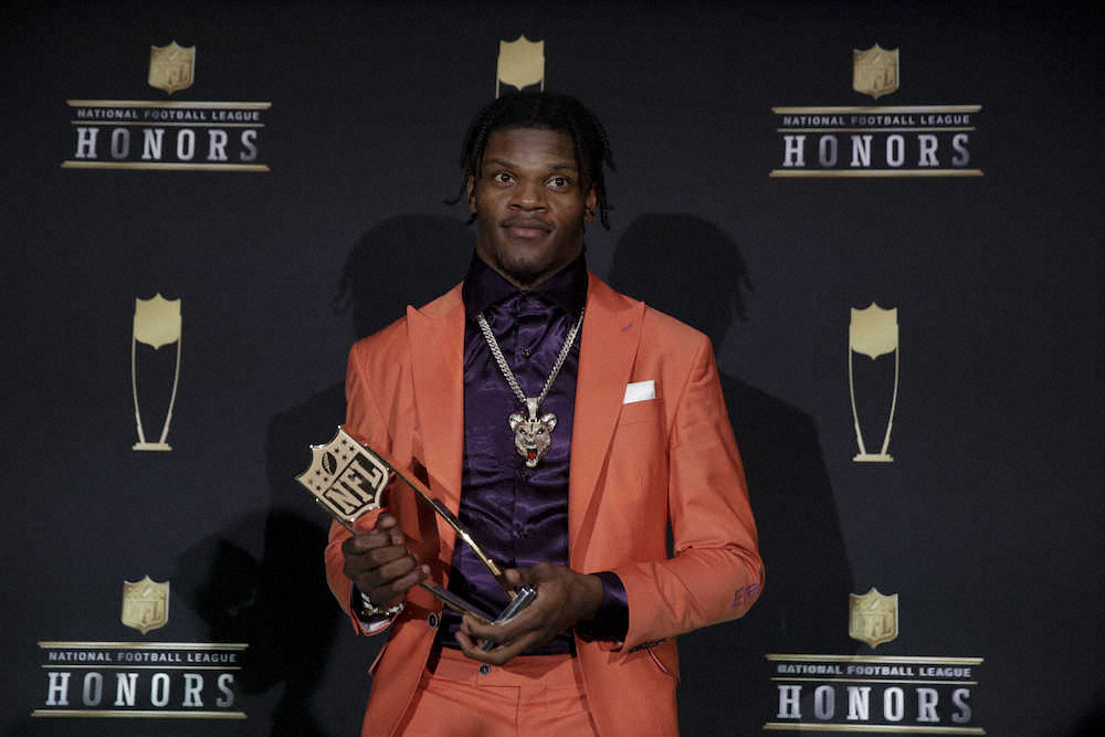 【画像・写真】NFL今季のMVPはレイブンズのQBジャクソン　史上2人目の満票での選出