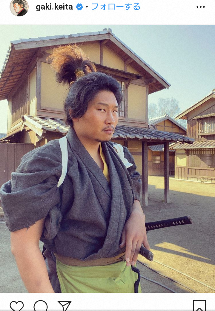 【画像・写真】“笑わない男”稲垣啓太　サムライ姿公開に「武蔵似合いすぎ」「大河のオファーが来そう」