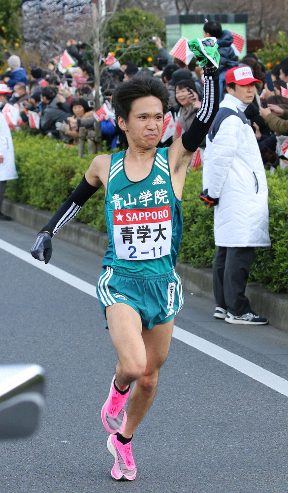 【画像・写真】青学大・原監督　吉田祐也の初マラソン快走に「幸せホルモン全開。指導者冥利に尽きる」