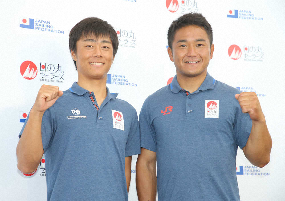セーリング男子470級の五輪初出場を決めた岡田奎樹（左）と外薗潤平（撮影・吉田　剛）
