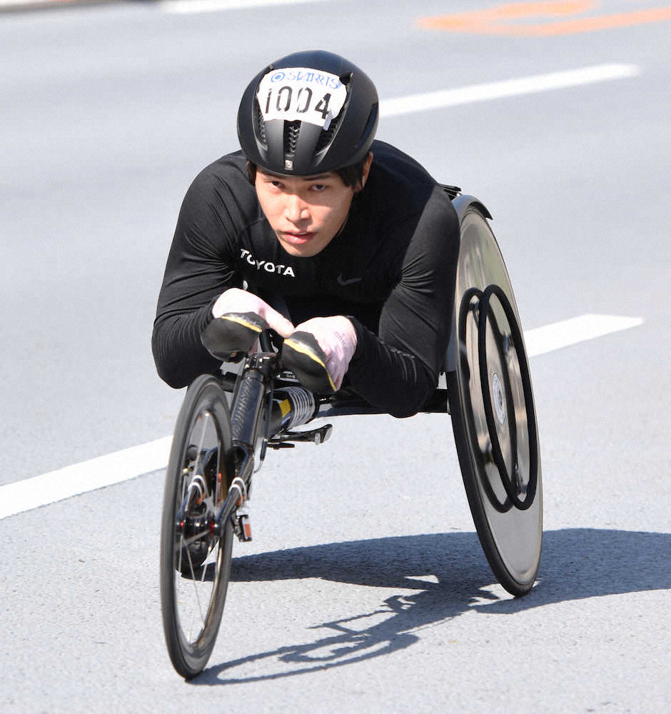 【画像・写真】東京マラソン車いすの部　男子初Vの鈴木　新型コロナで出場辞退続出「楽しくなかった」