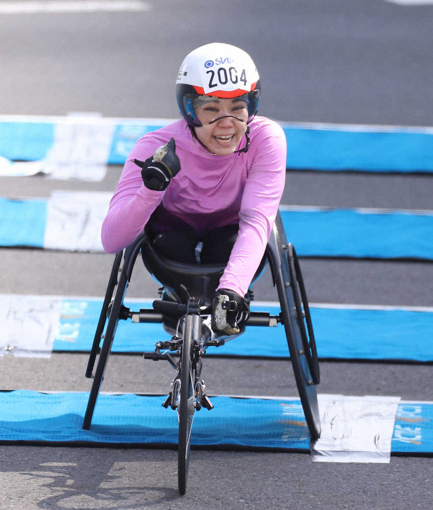 【画像・写真】車いすの部　男子は鈴木朋、女子は喜納が初優勝