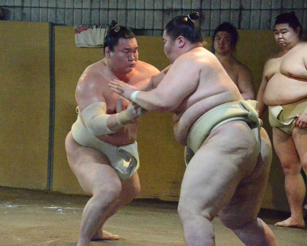 【画像・写真】白鵬、初場所休場後に初出稽古　20番中わずか1敗で圧倒