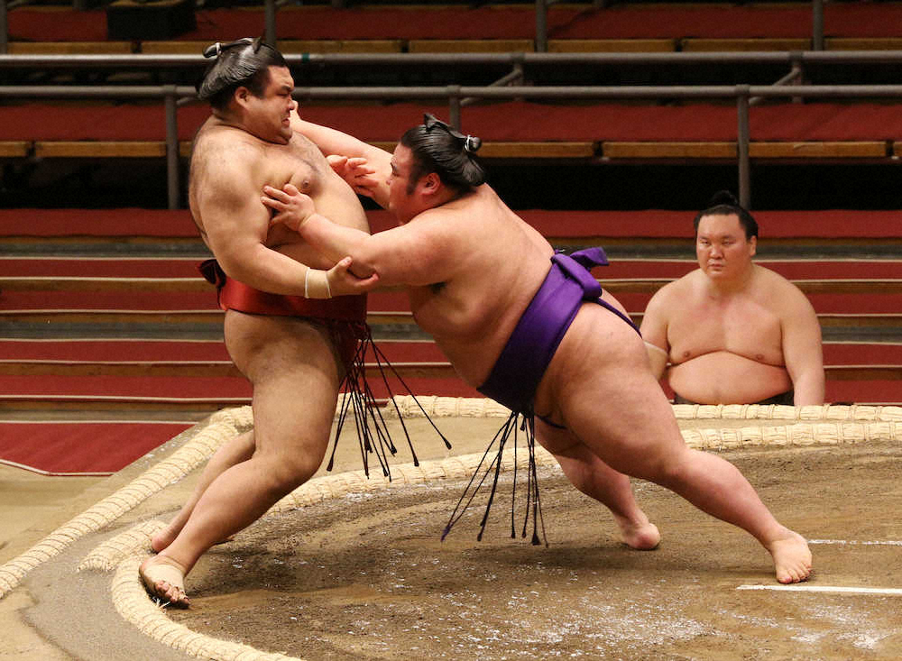 【画像・写真】貴景勝　8場所連続で初日白星も無観客に「雰囲気本当に違う」