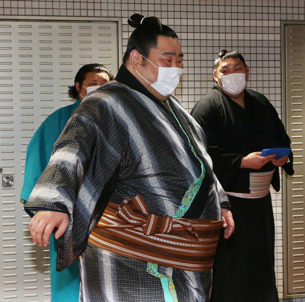 【画像・写真】徳勝龍、6日目でやっと“初日”　つかんだ“初金星”は歴代3位の年長記録！