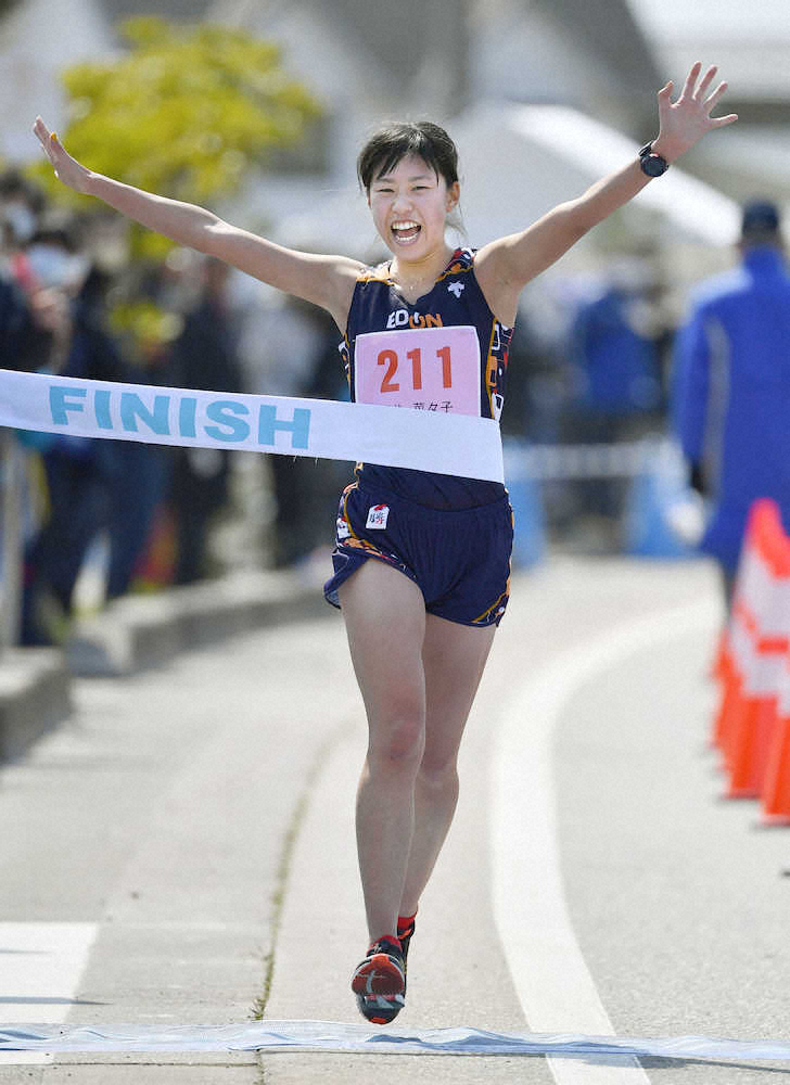 全日本競歩能美大会の女子20キロで優勝し、東京五輪代表に内定した藤井菜々子