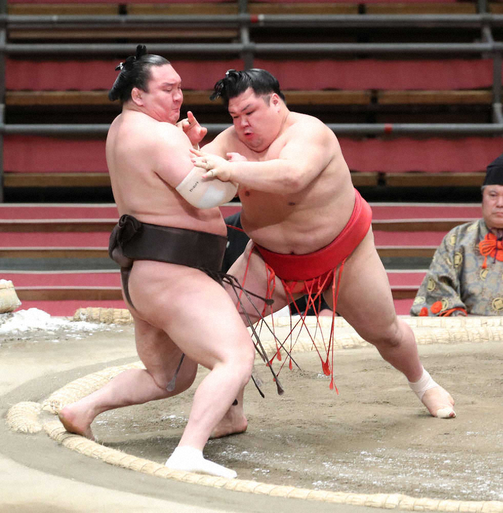 【画像・写真】【玉ノ井親方　視点】白鵬のかち上げにひるまず前に出た阿武咲に続け