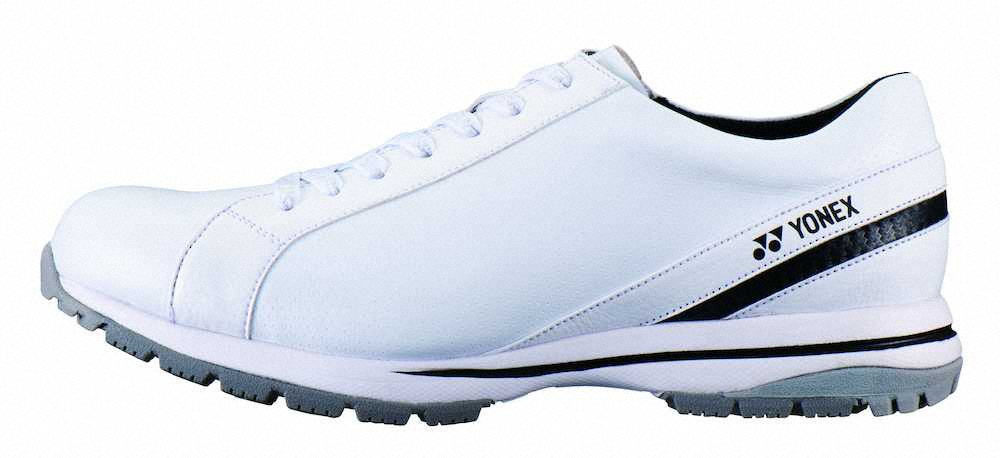 【画像・写真】クッション性とフィット性を兼ね備えたスパイクレスシューズでスイングのブレも軽減