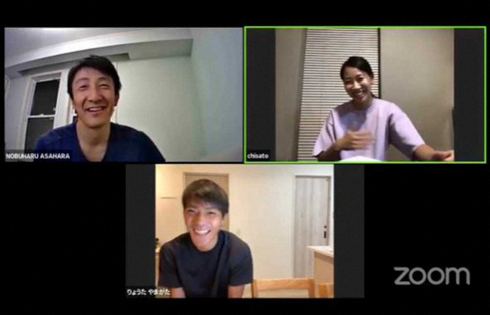 オンラインでトークイベントを開いた山県亮太（下）、左上は朝原宣治氏、右上は福島千里