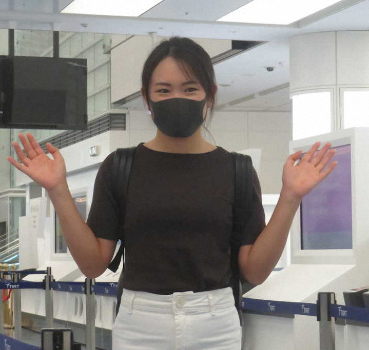 【画像・写真】羽田空港から渡米した河本結